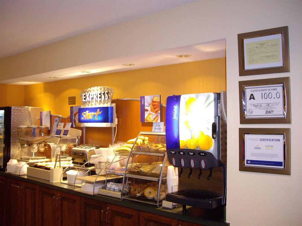Hotel Country & By Radisson, Dunn, Nc 3*