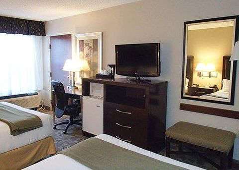 Country & By Radisson, Dunn, Nc Hotel 3*