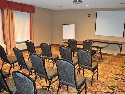 Country & By Radisson, Dunn, Nc Dunn