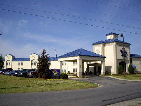 Country & By Radisson, Dunn, Nc Dunn